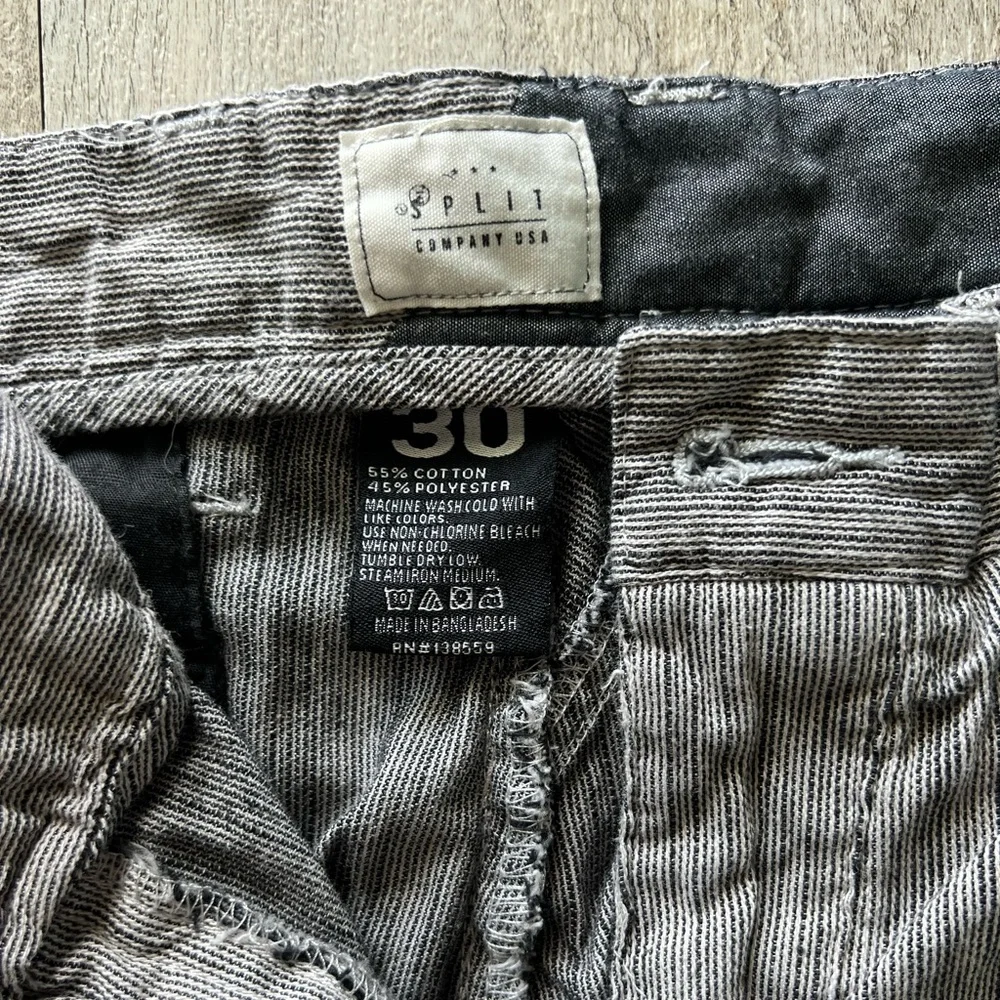 Mens Gray Casual Shorts Size 30 Classic Fit Flat Front Summer Split Co USA - Picture 4 of 11